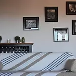Ty *